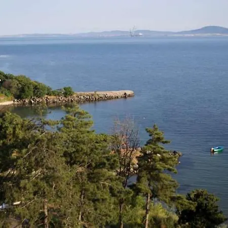 Gæstehus Хотел Слънчева Вълна Pomorie